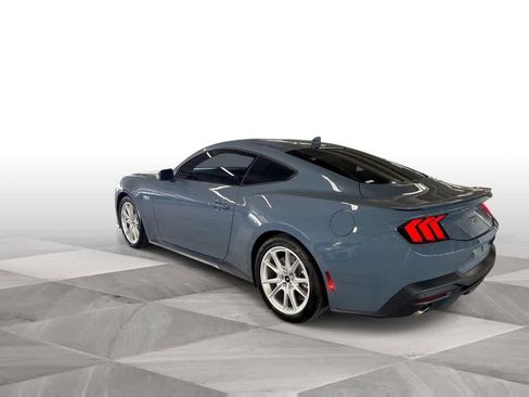 Used 2025 Ford Mustang GT Premium RWD image 6