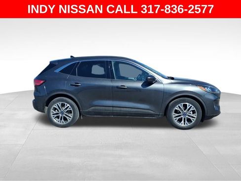 Used 2020 Ford Escape SEL image 9