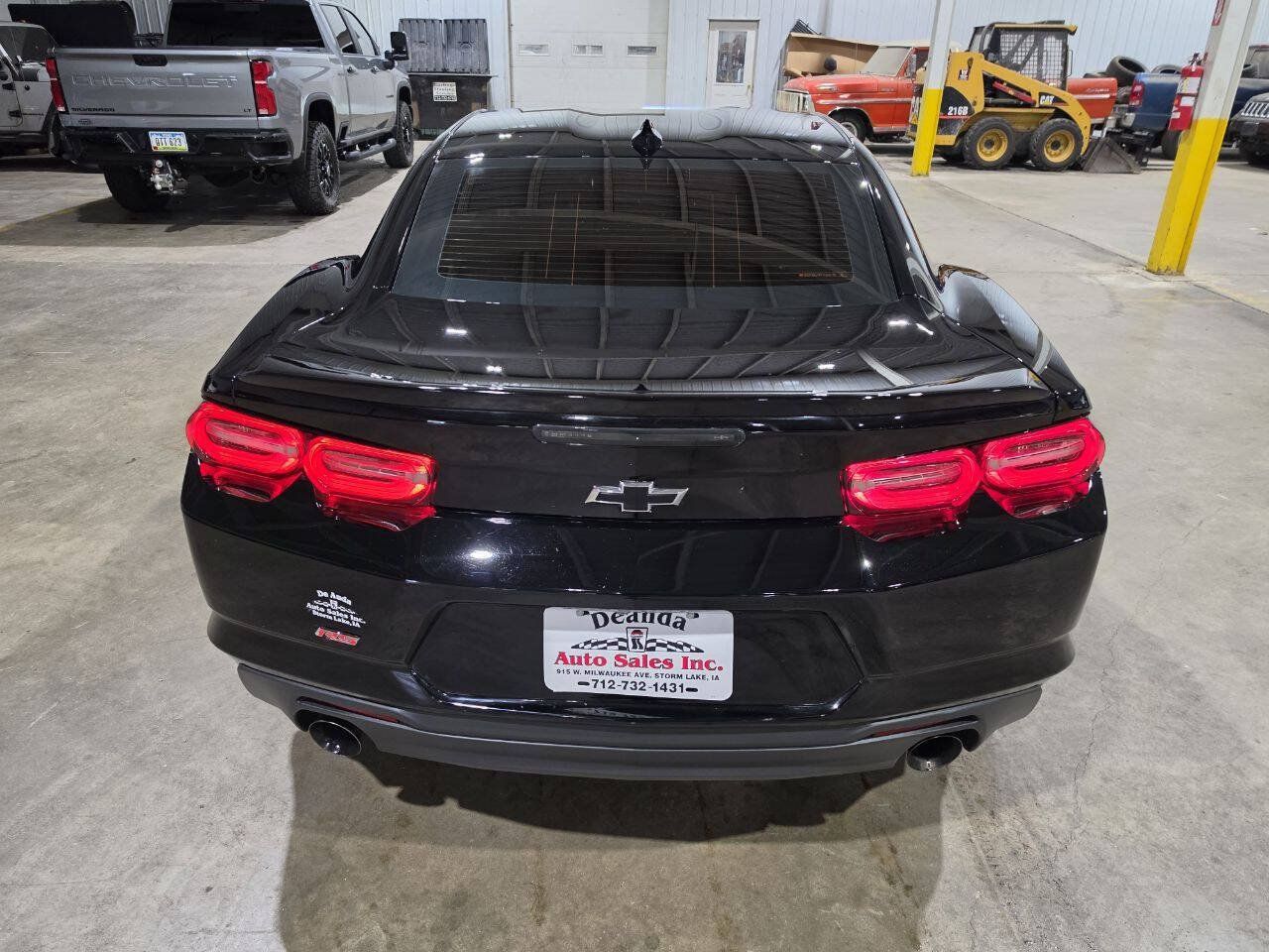 Used 2021 Chevrolet Camaro LT w/ RS Package RWD image 10