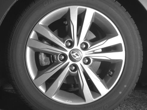 Used 2017 Hyundai Elantra SE FWD image 9