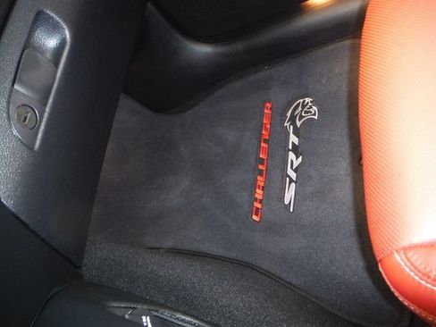 Used 2022 Dodge Challenger SRT Hellcat RWD image 47