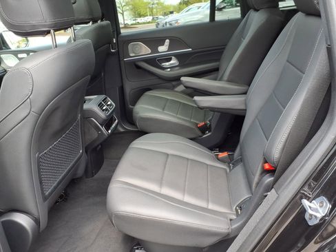 Certified 2025 Mercedes-Benz GLS 450 4MATIC image 13