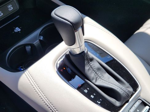 New 2026 Honda HR-V EX-L image 13