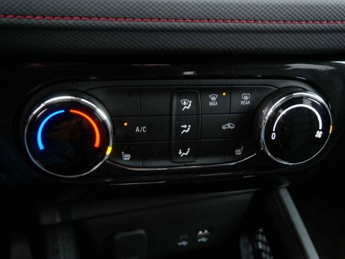 Certified 2025 Chevrolet TrailBlazer RS w/ Driver Confidence Package image 24