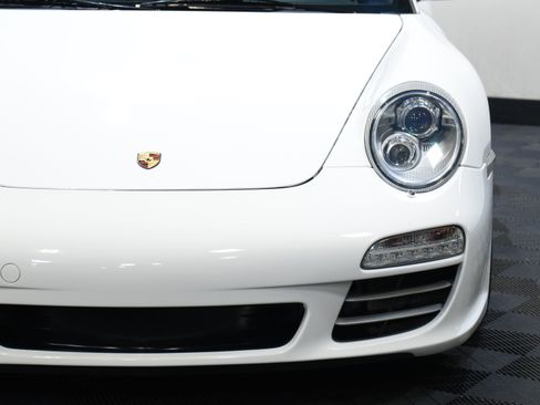 Used 2010 Porsche 911 Targa 4 AWD/4WD image 10