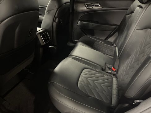 Used 2023 Kia Sportage X-Line image 11