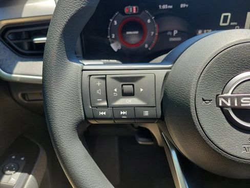 New 2026 Nissan Kicks SV w/ SV Premium Package FWD image 17