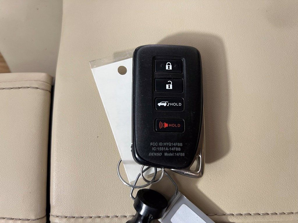 Used 2018 Lexus RX 350L AWD image 39