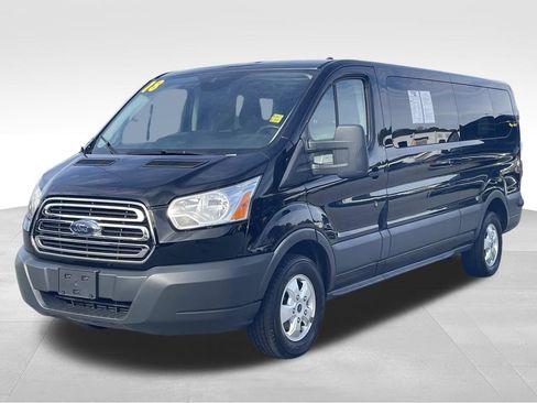 Used 2018 Ford Transit 350 XLT image 8