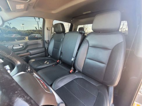 Used 2022 GMC Sierra 3500 SLT AWD/4WD image 22