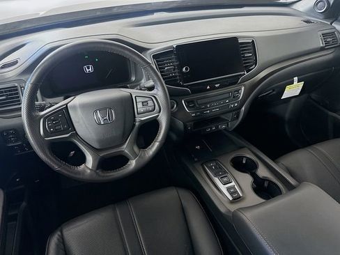 Certified 2025 Honda Ridgeline TrailSport+ image 30