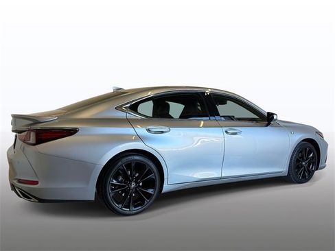 Certified 2022 Lexus ES 350 F Sport image 10