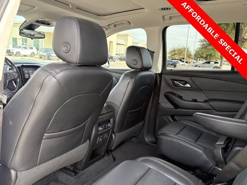 Used 2019 Chevrolet Traverse Premier w/ Redline Edition image 32