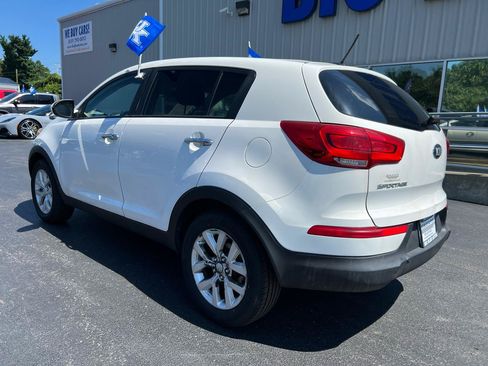 Used 2015 Kia Sportage LX FWD image 3