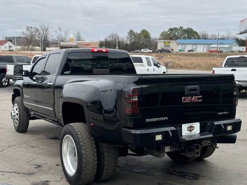 Used 2016 GMC Sierra 3500 Denali w/ Duramax Plus Package image 9