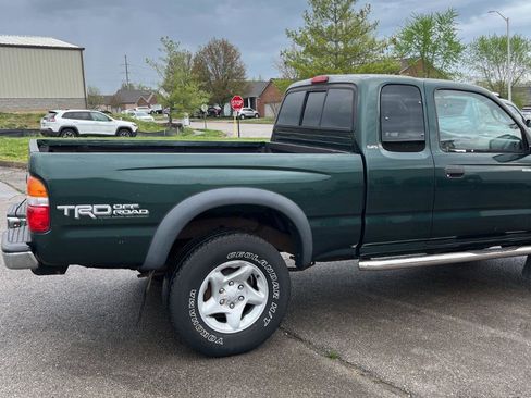 Used 2002 Toyota Tacoma 4x4 Xtracab V6 image 10