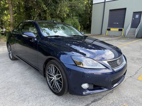 Used 2013 Lexus IS 250C w/ Luxury Pkg RWD image 7