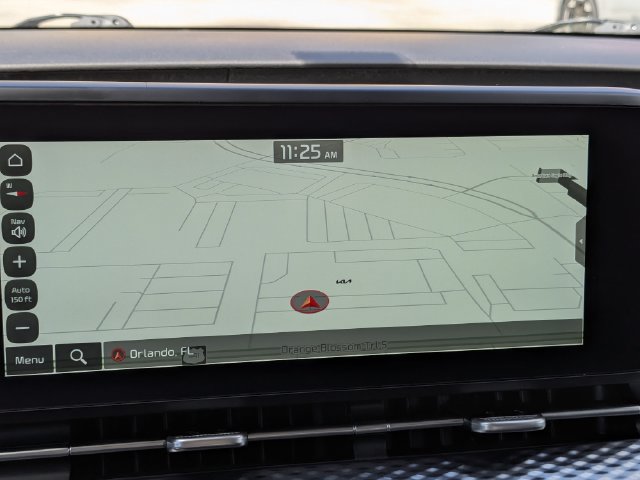Certified 2024 Kia Carnival SX Prestige FWD image 22