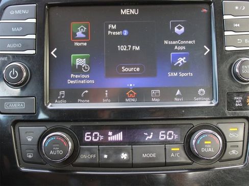 Used 2016 Nissan Maxima Platinum image 17