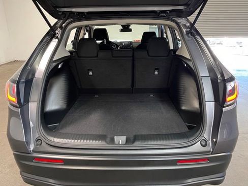 Used 2023 Honda HR-V LX image 15