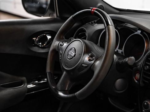 Used 2013 Nissan Juke NISMO FWD image 14