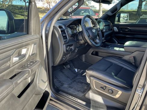Used 2020 RAM 1500 Limited image 10