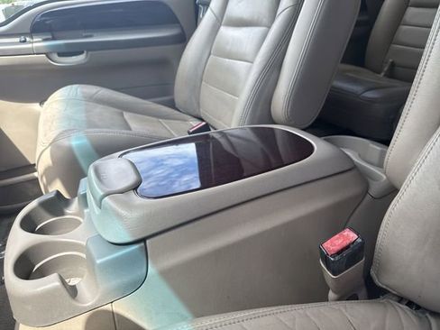 Used 2003 Ford Excursion Limited image 19