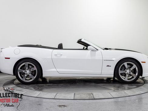 Used 2011 Chevrolet Camaro SS w/ RS Package image 32