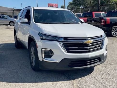 Used 2023 Chevrolet Traverse LT image 7