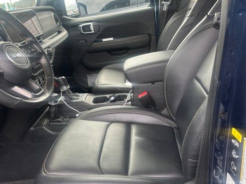 Used 2024 Jeep Wrangler Unlimited Rubicon 392 AWD/4WD image 5