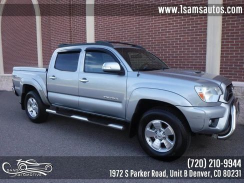 Used 2014 Toyota Tacoma 4x4 Double Cab w/ TRD Sport Package image 2