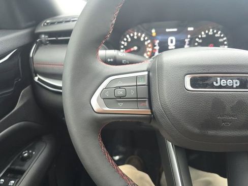 Certified 2025 Jeep Compass Trailhawk w/ Trailhawk Convenience Group image 14