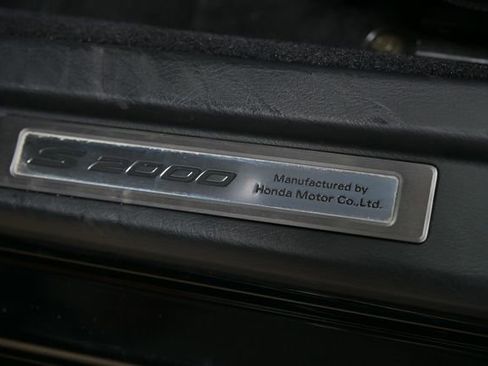 Used 2002 Honda S2000 image 35