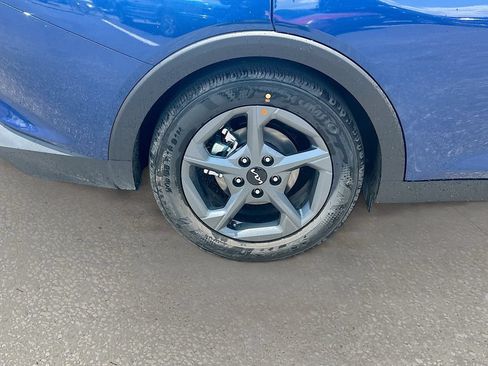 New 2026 Kia K4 FWD image 28