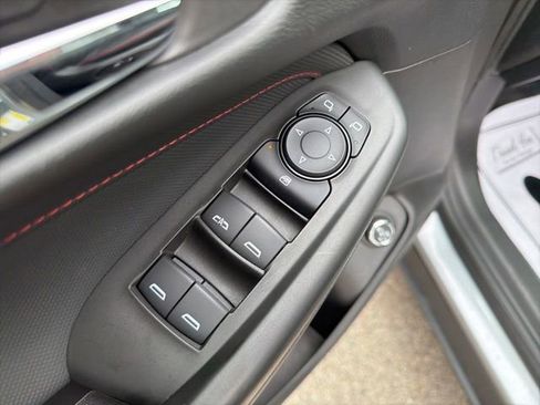 Used 2025 Chevrolet TrailBlazer RS w/ Convenience Package AWD/4WD image 20