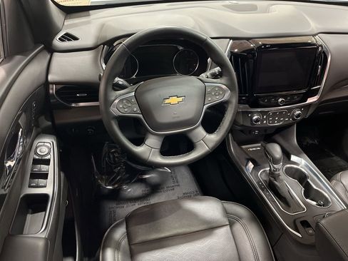 Used 2023 Chevrolet Traverse High Country AWD/4WD image 23