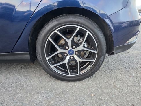 Used 2017 Ford Focus SEL w/ Cold Weather Package image 27