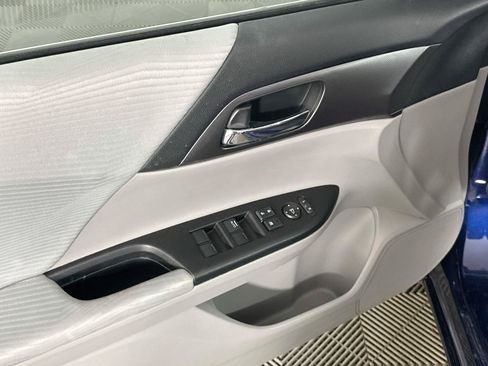 Used 2015 Honda Accord LX image 15