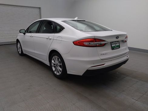 Used 2019 Ford Fusion SE FWD image 5