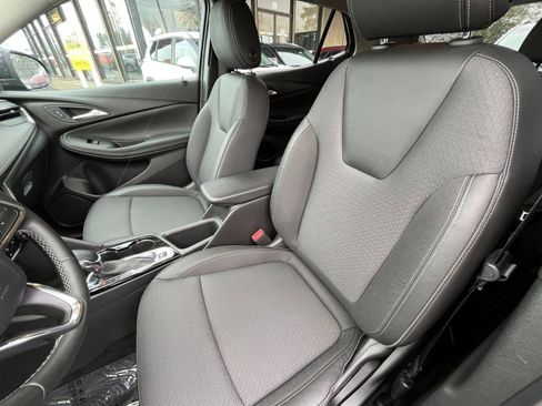 Used 2025 Buick Encore GX Preferred image 37