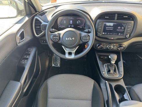 Certified 2023 Kia Soul LX image 12