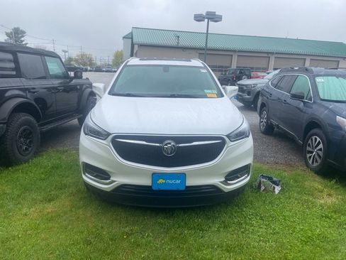 Used 2020 Buick Enclave Essence w/ Sport Touring Edition AWD/4WD image 2