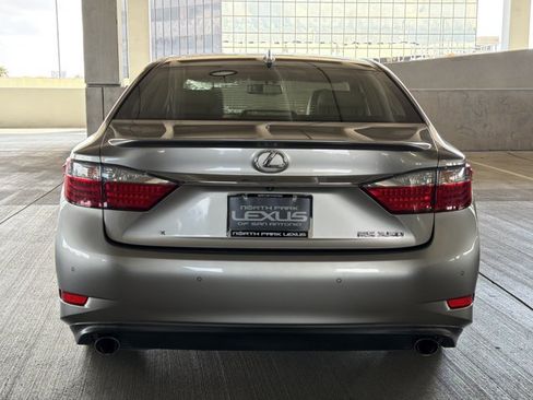 Used 2015 Lexus ES 350 w/ Luxury Package FWD image 26