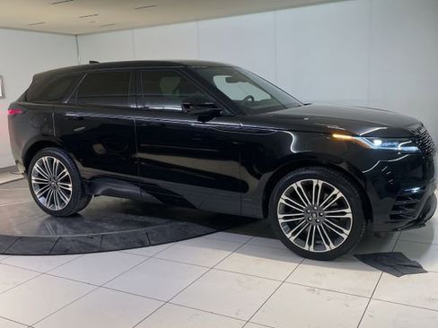 Used 2026 Land Rover Range Rover Velar Autobiography image 3