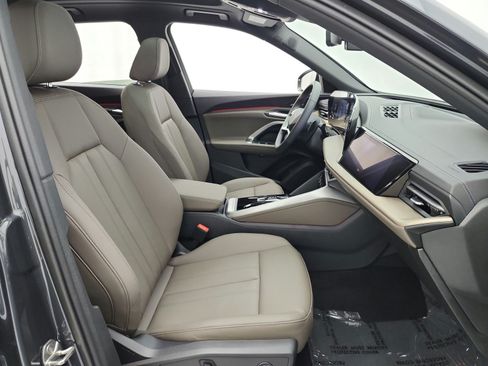 New 2026 Audi Q5 Premium Plus AWD/4WD image 15
