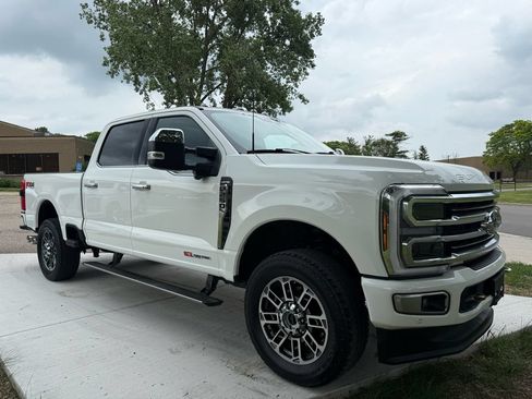 Used 2024 Ford F250 Limited w/ FX4 Off-Road Package AWD/4WD image 7