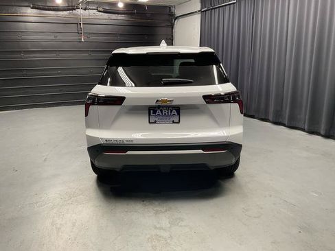New 2026 Chevrolet Equinox LT w/ Convenience Package II AWD/4WD image 6