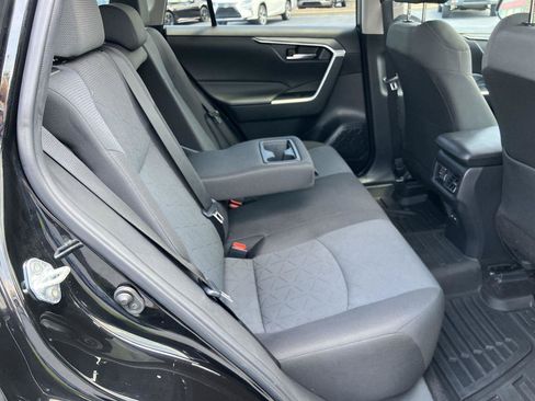 Used 2024 Toyota RAV4 XLE FWD image 29