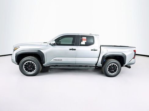 New 2025 Toyota Tacoma TRD Off-Road image 5