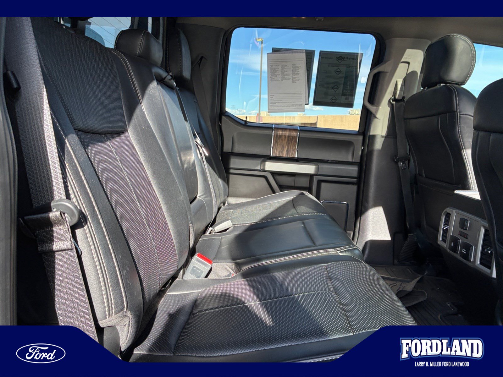 Used 2018 Ford F150 Lariat w/ Equipment Group 502A Luxury AWD/4WD image 18